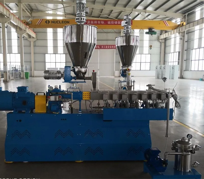 Laboratory Twin-Screw Extruder